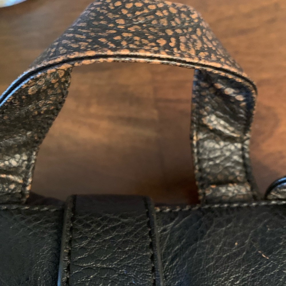 Kenneth Cole Backpack - Picture 8 of 13